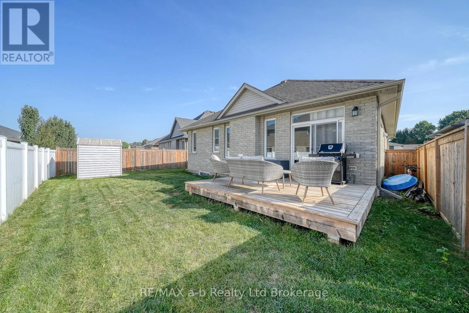37 LOWRIE CRESCENT