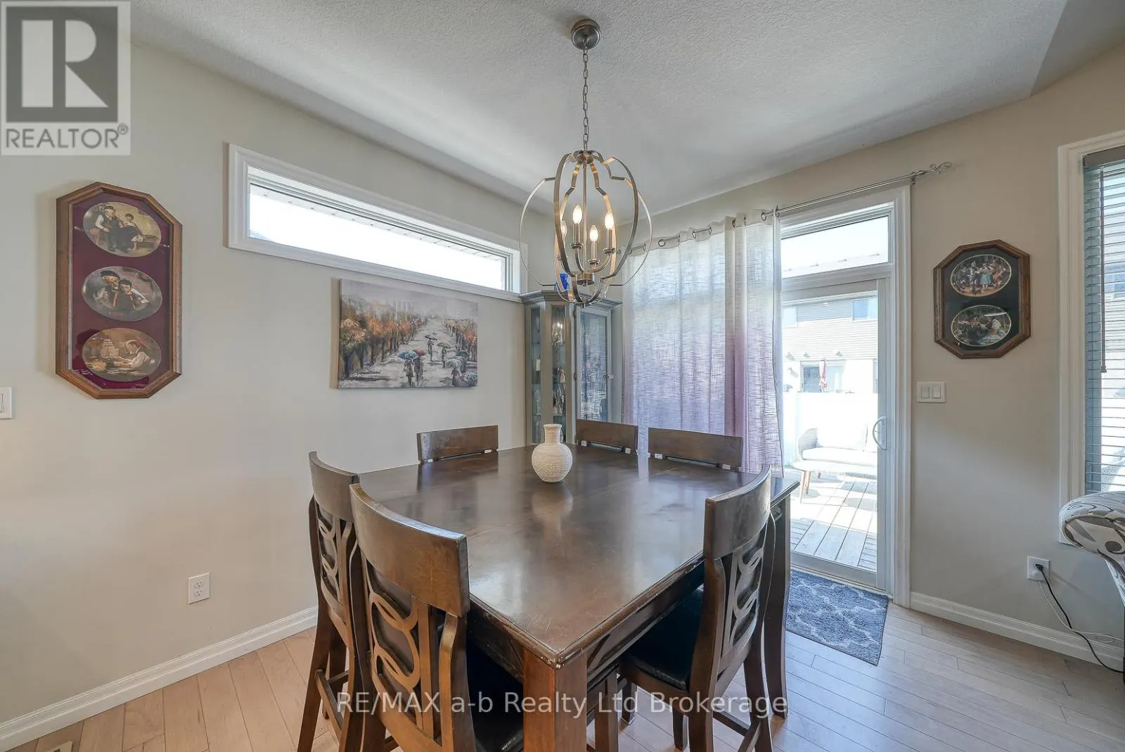 37 LOWRIE CRESCENT