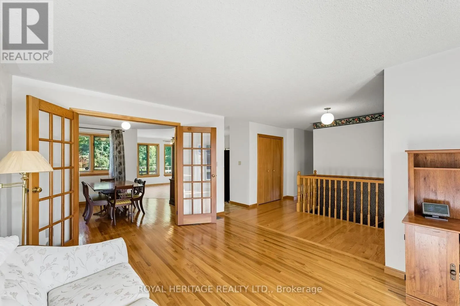 24 BUTLER STREET W