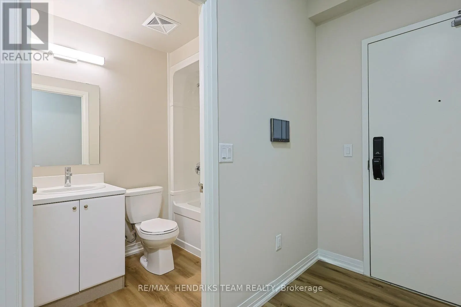 LP40 - 50 HERRICK AVENUE, #LP40