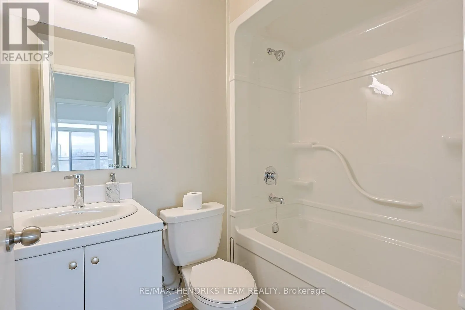 LP40 - 50 HERRICK AVENUE, #LP40