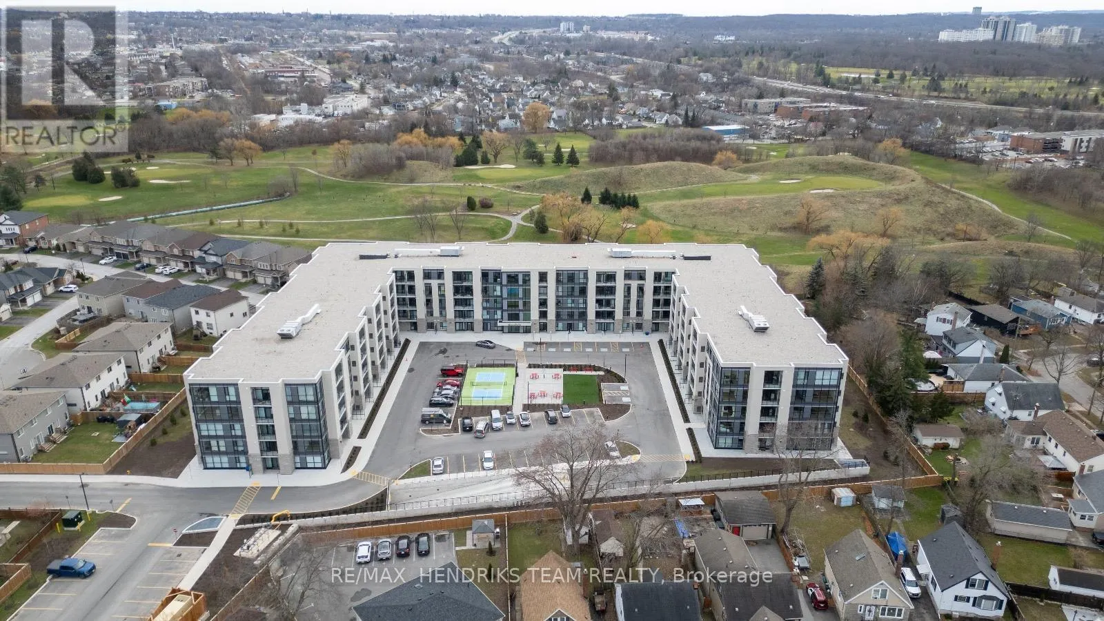 LP40 - 50 HERRICK AVENUE, #LP40
