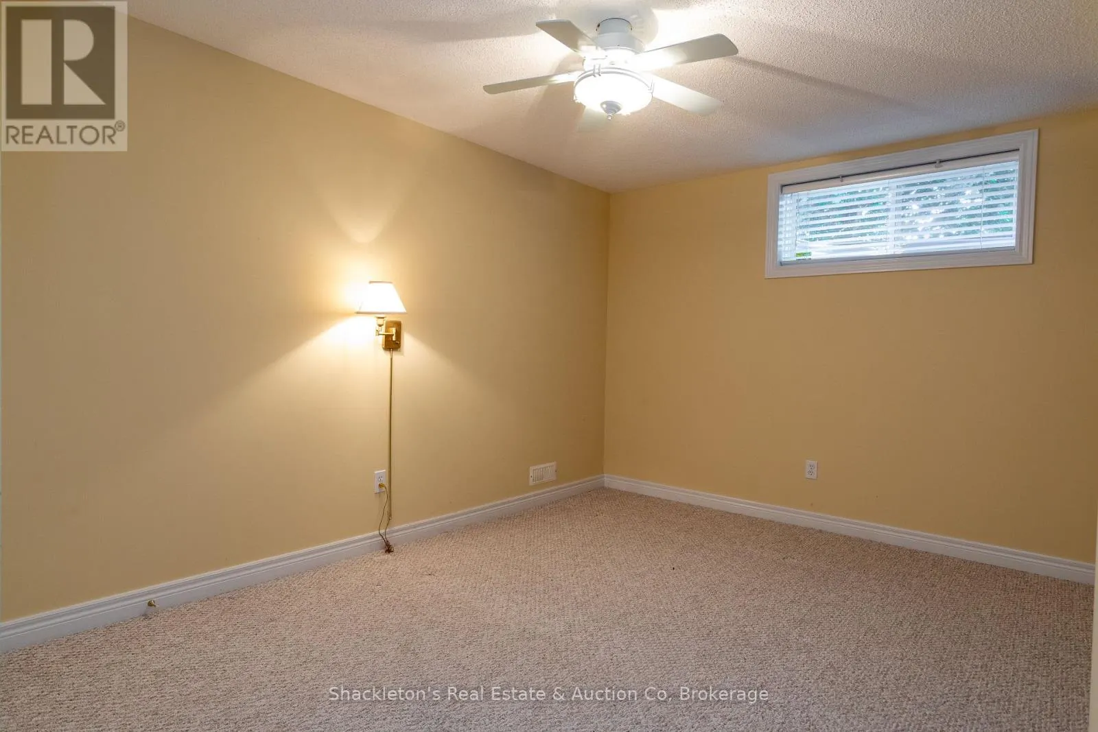 55 - 44 EDGEVALLEY ROAD, #55