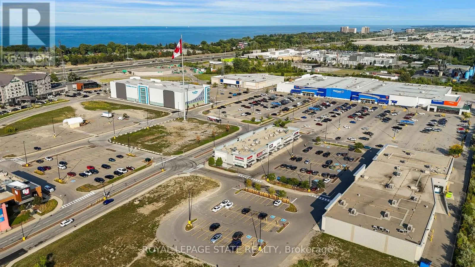 23 CENTENNIAL PARKWAY S