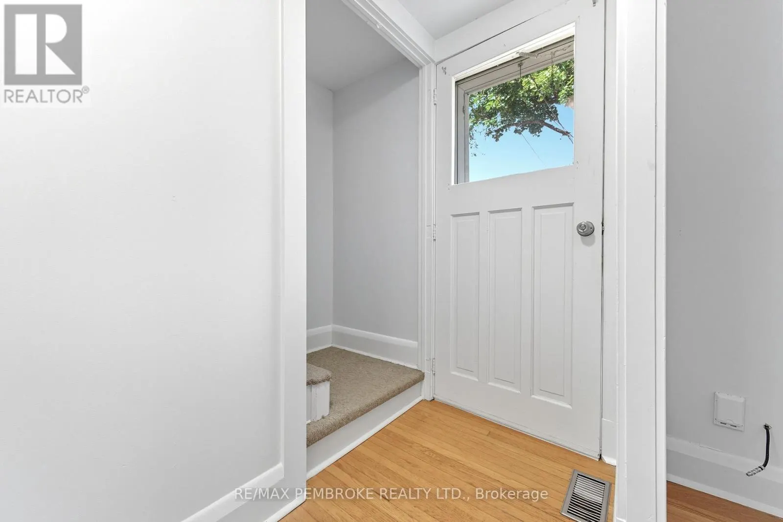 459 DRAPER STREET