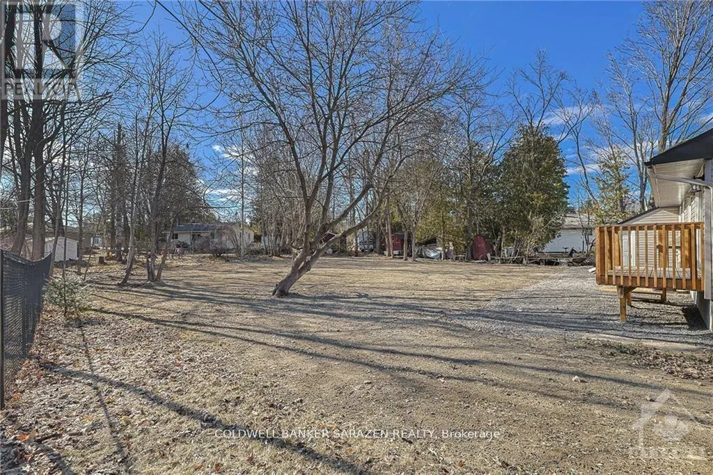 16 TURTLEBACK WAY