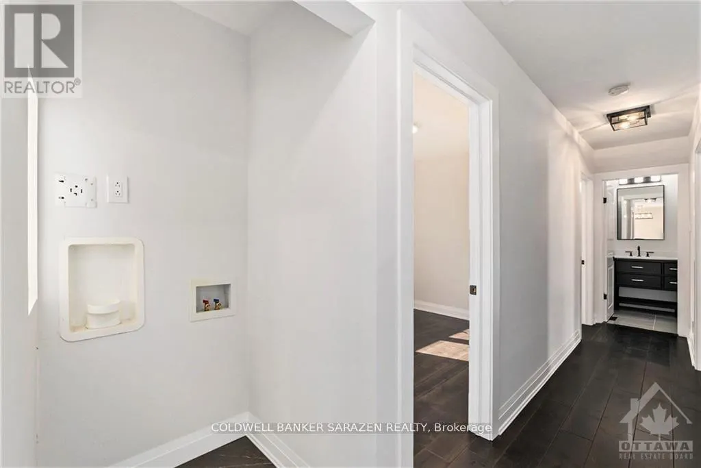 16 TURTLEBACK WAY