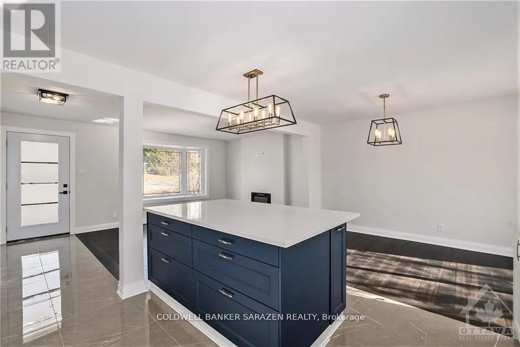 16 TURTLEBACK WAY