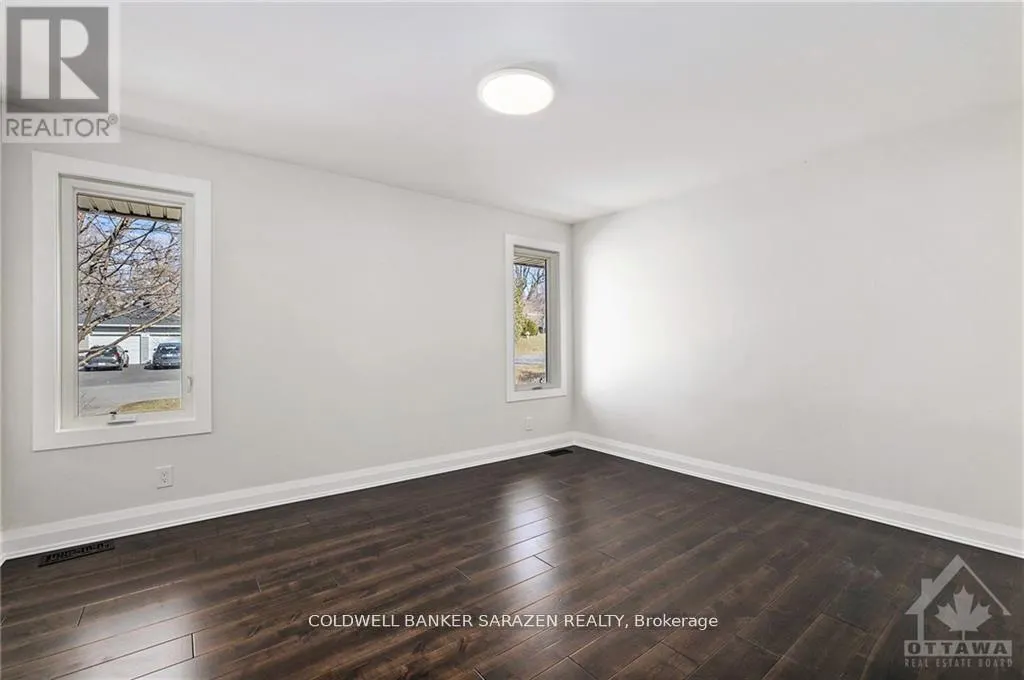 16 TURTLEBACK WAY
