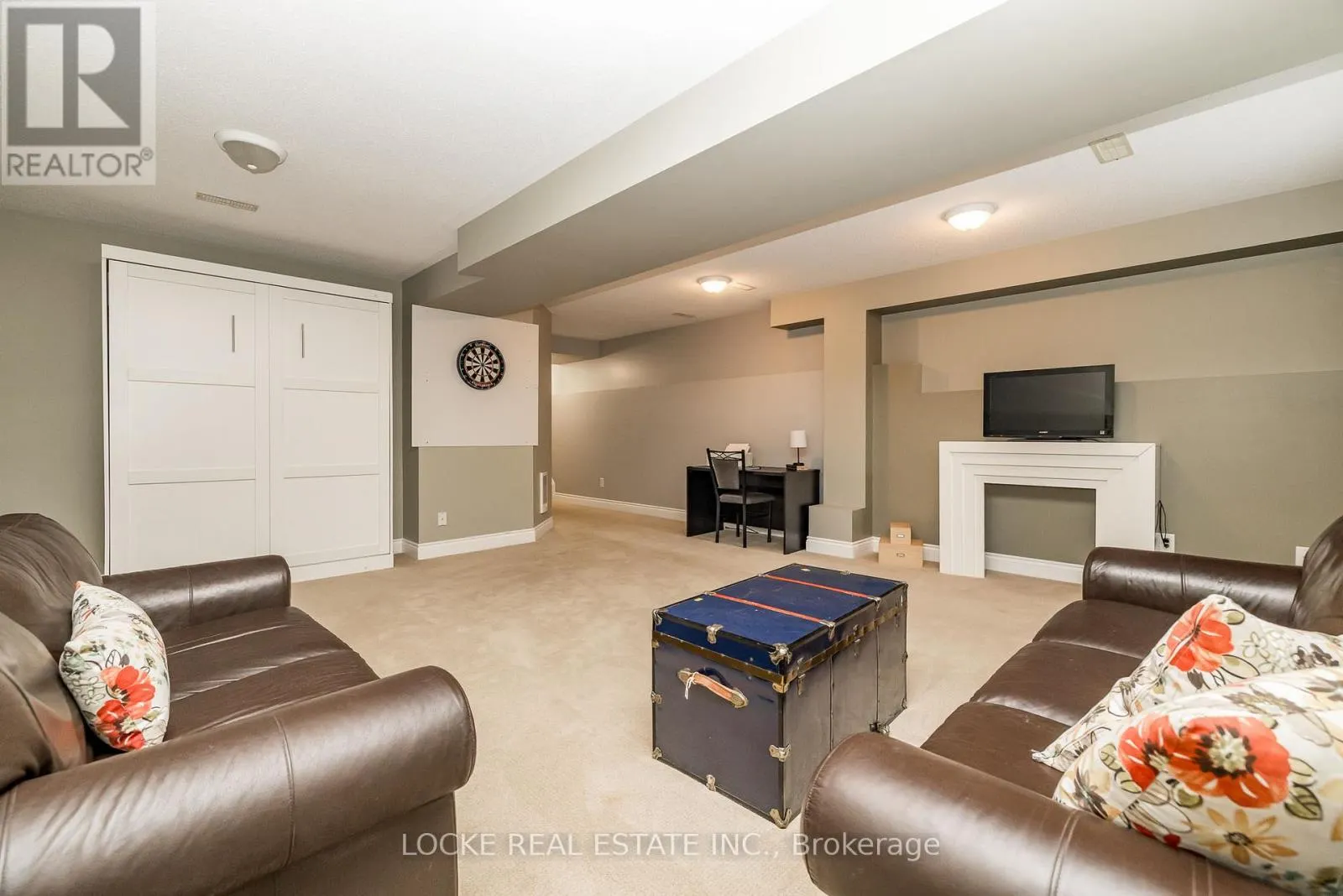106 PARKROSE PRIVATE