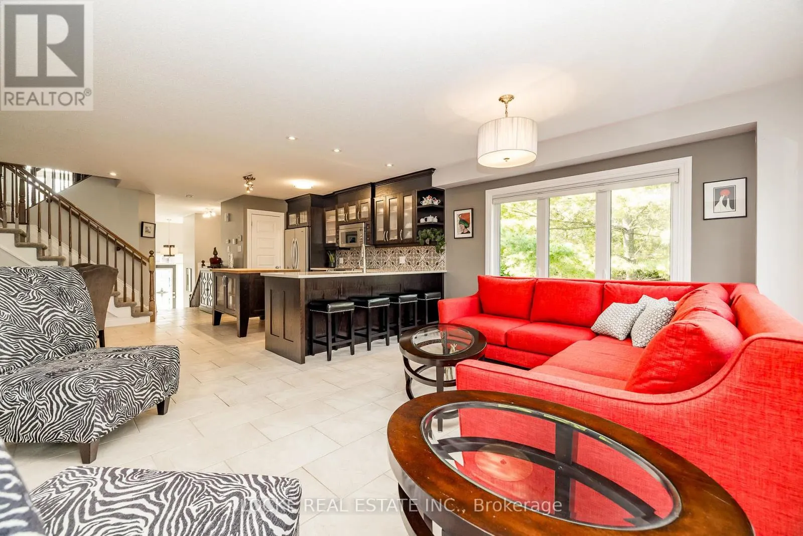106 PARKROSE PRIVATE
