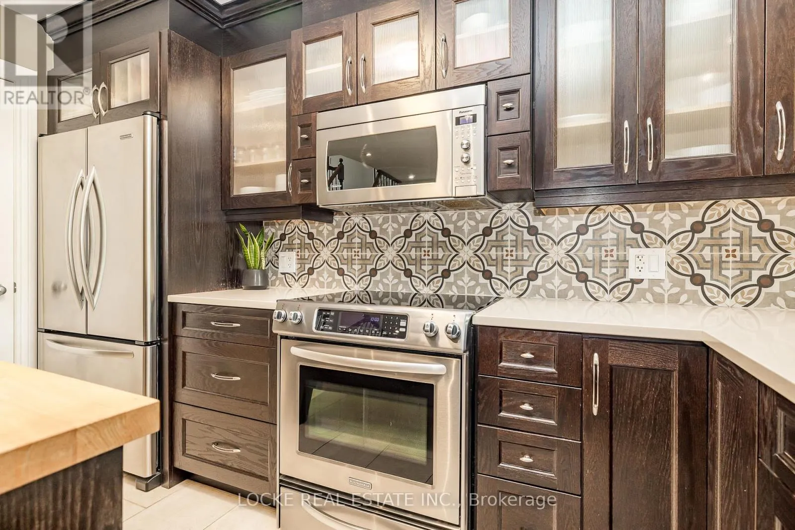 106 PARKROSE PRIVATE