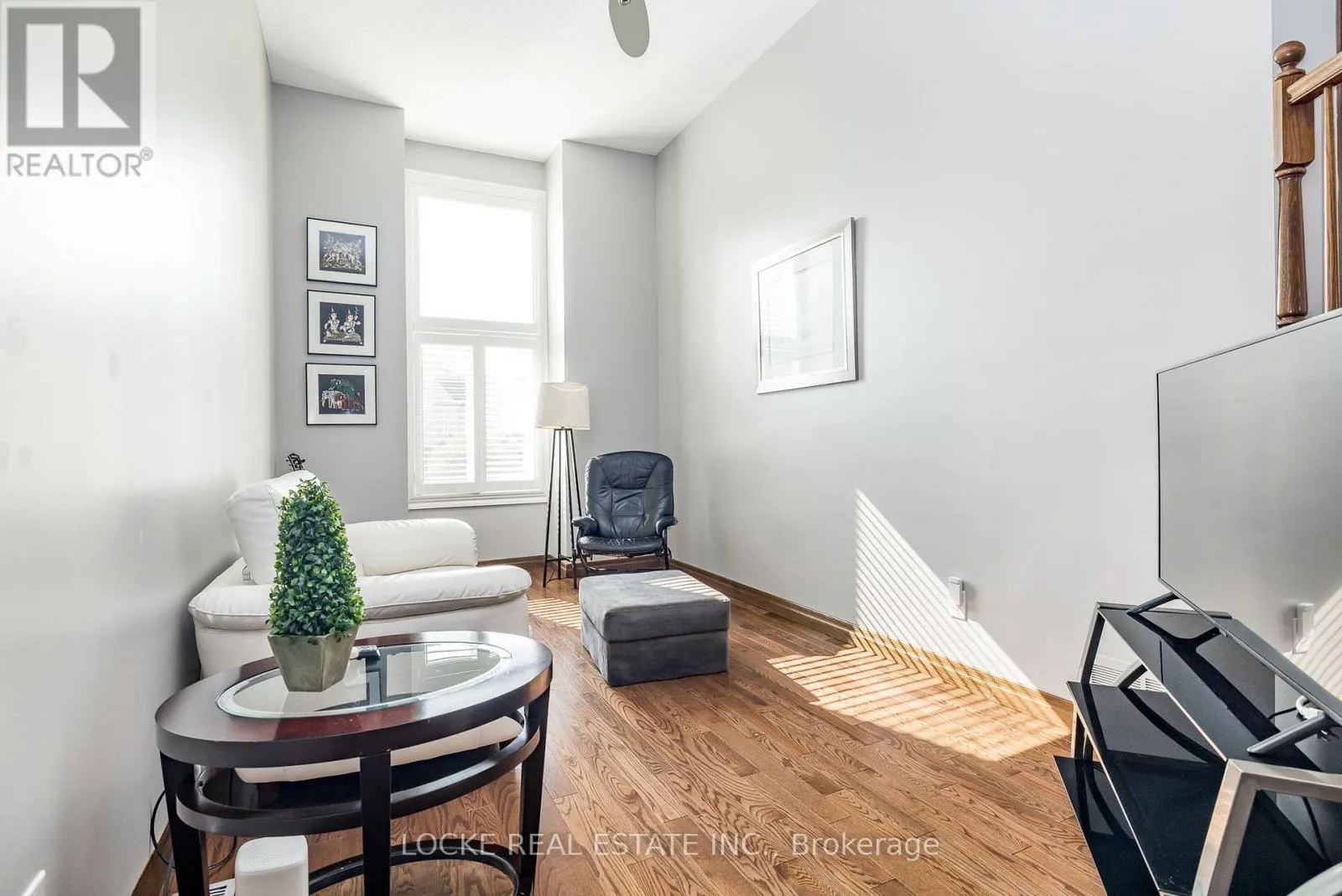 106 PARKROSE PRIVATE