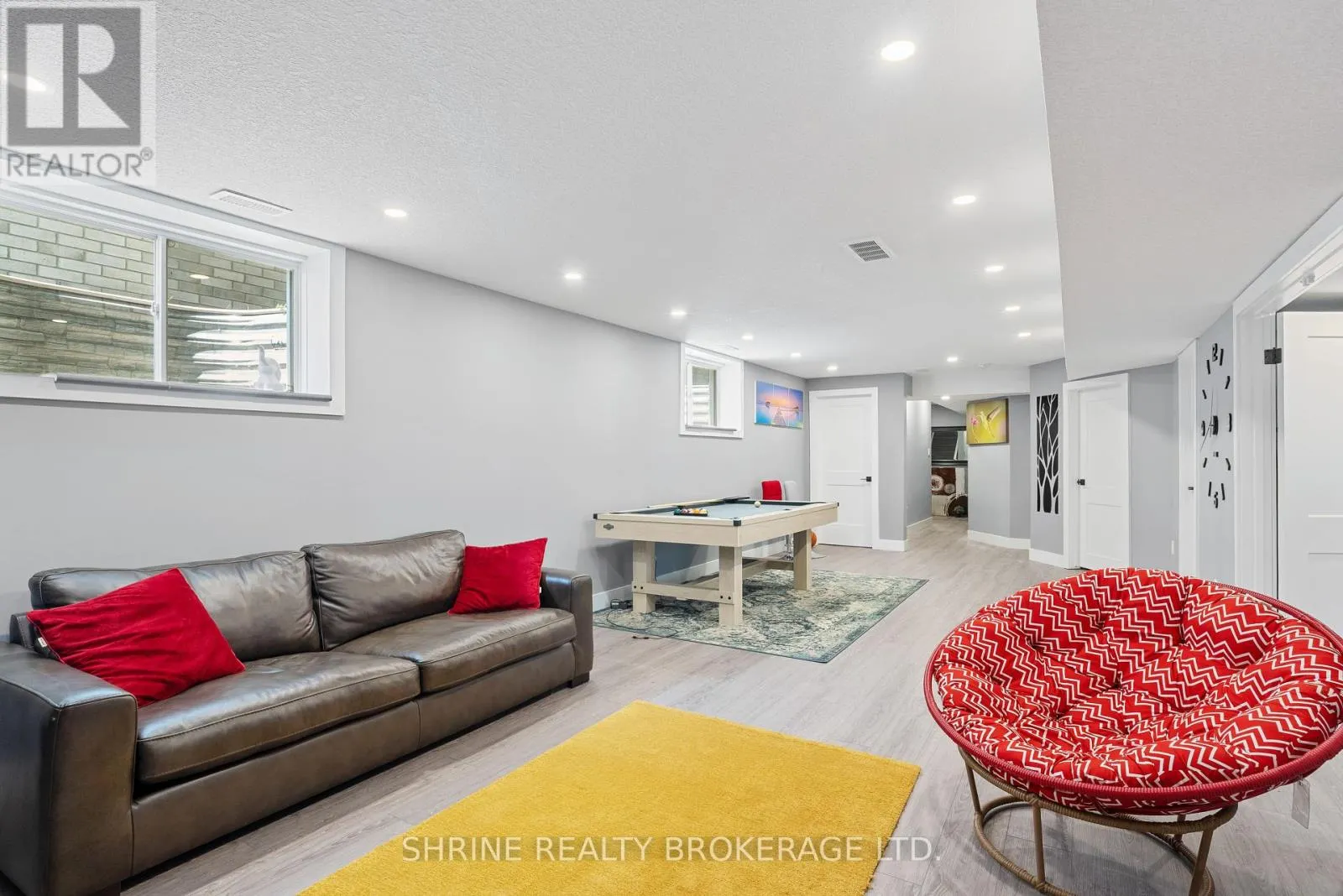 957 HOLTBY COURT