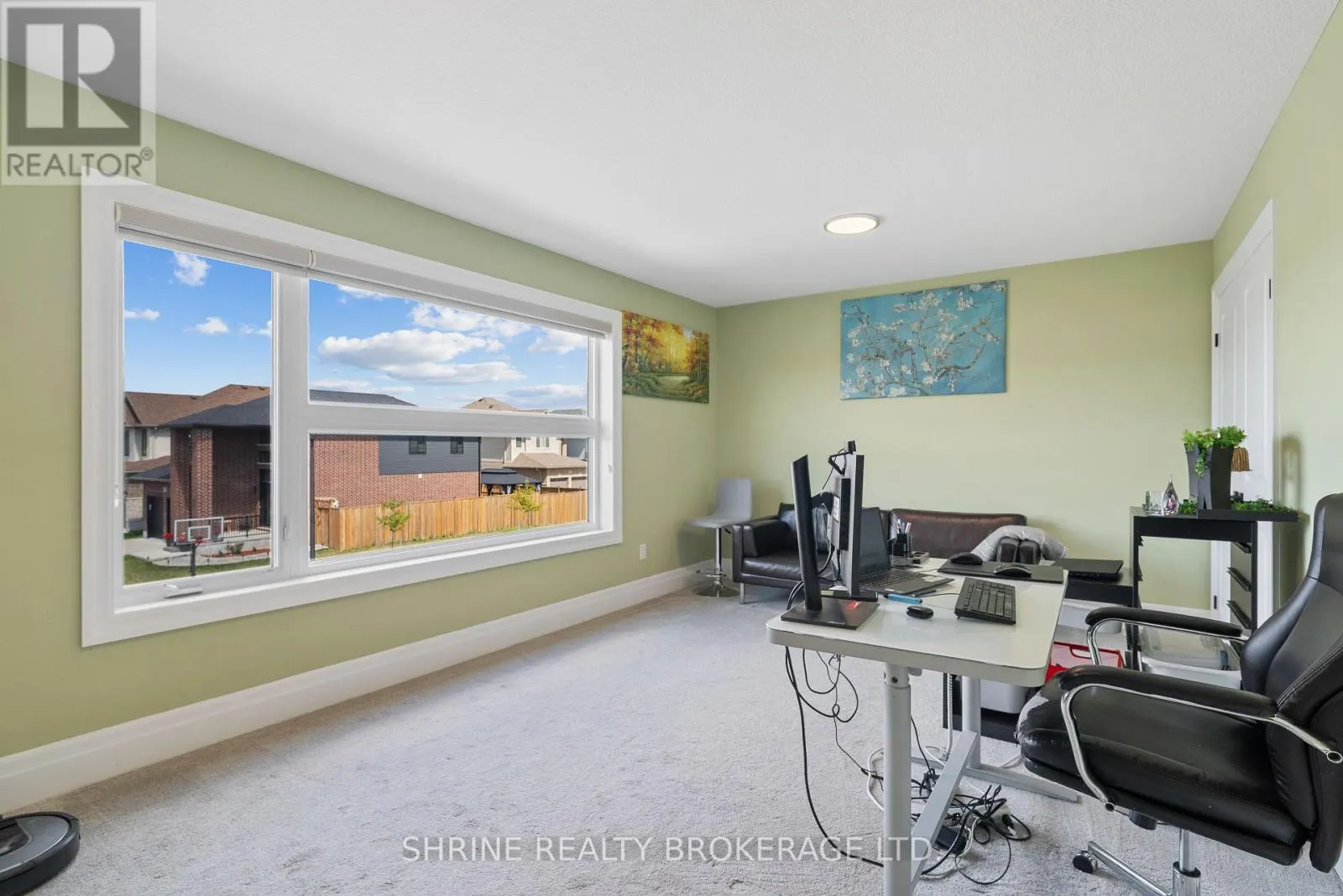 957 HOLTBY COURT