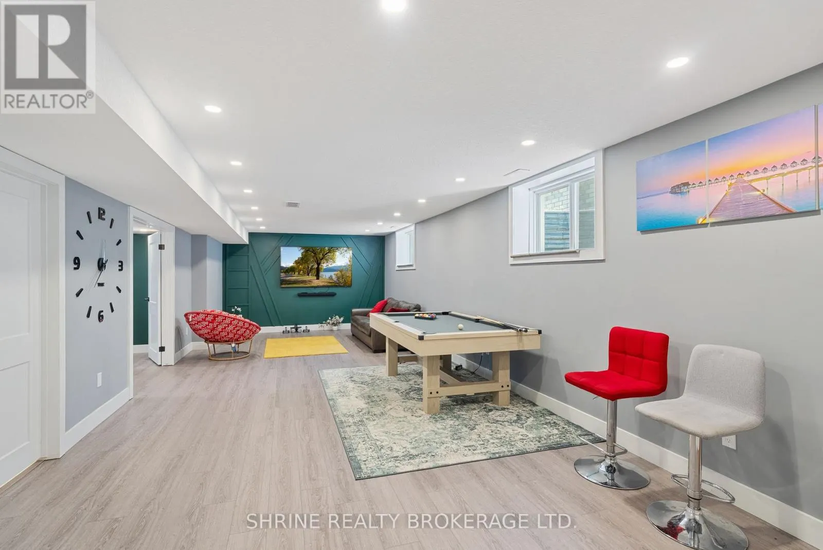 957 HOLTBY COURT