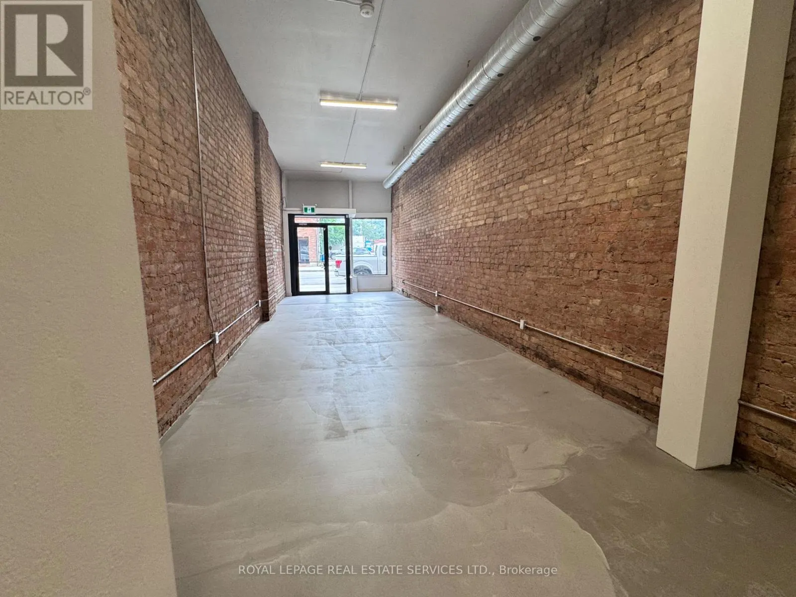 183 KING STREET E