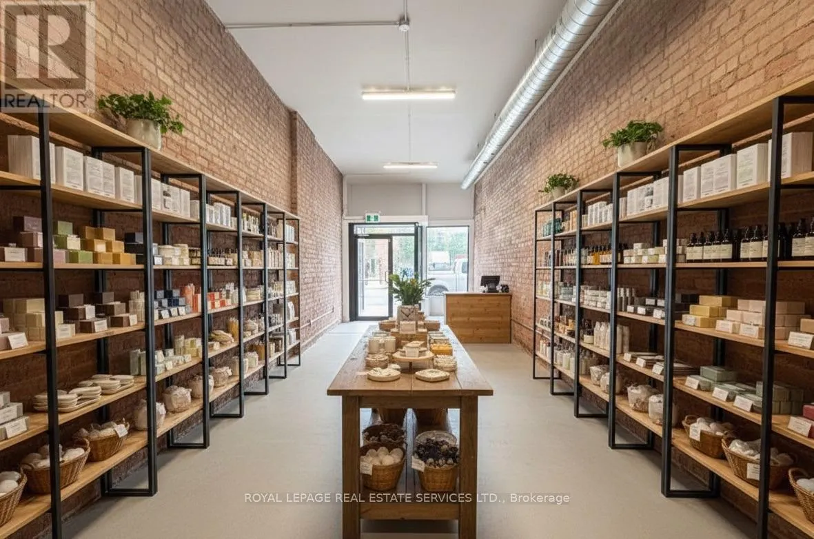 183 KING STREET E