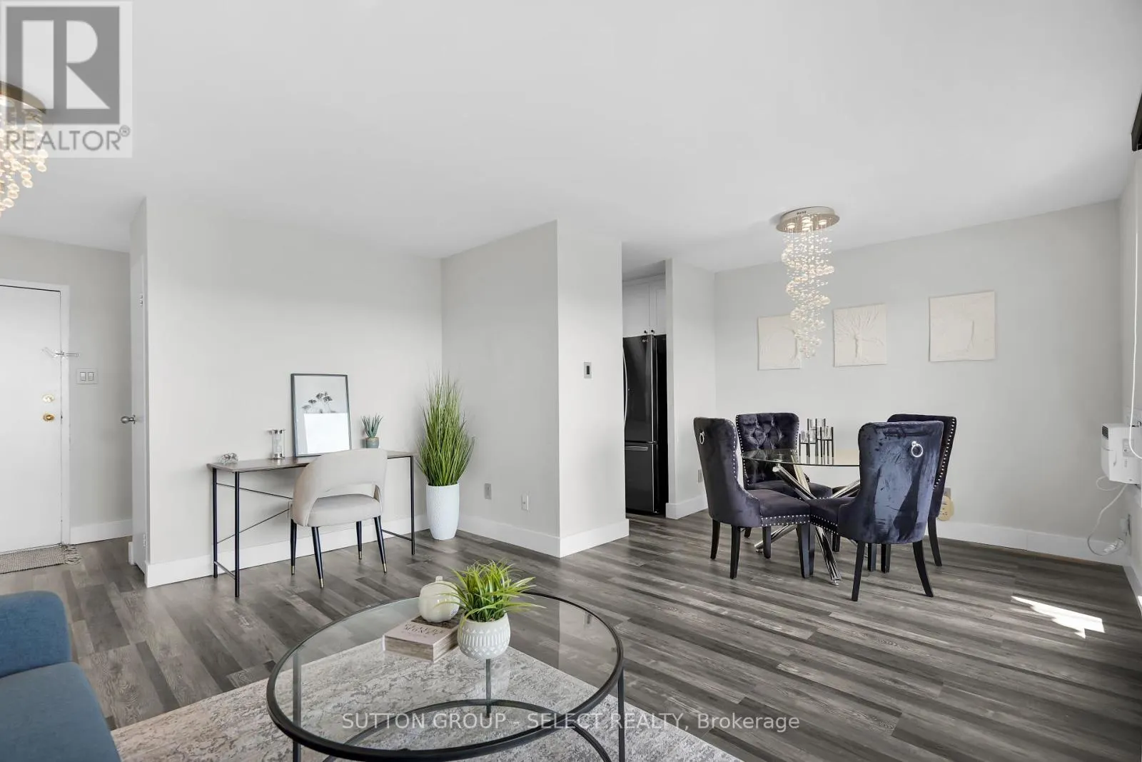 1204 - 1105 JALNA BOULEVARD, #1204