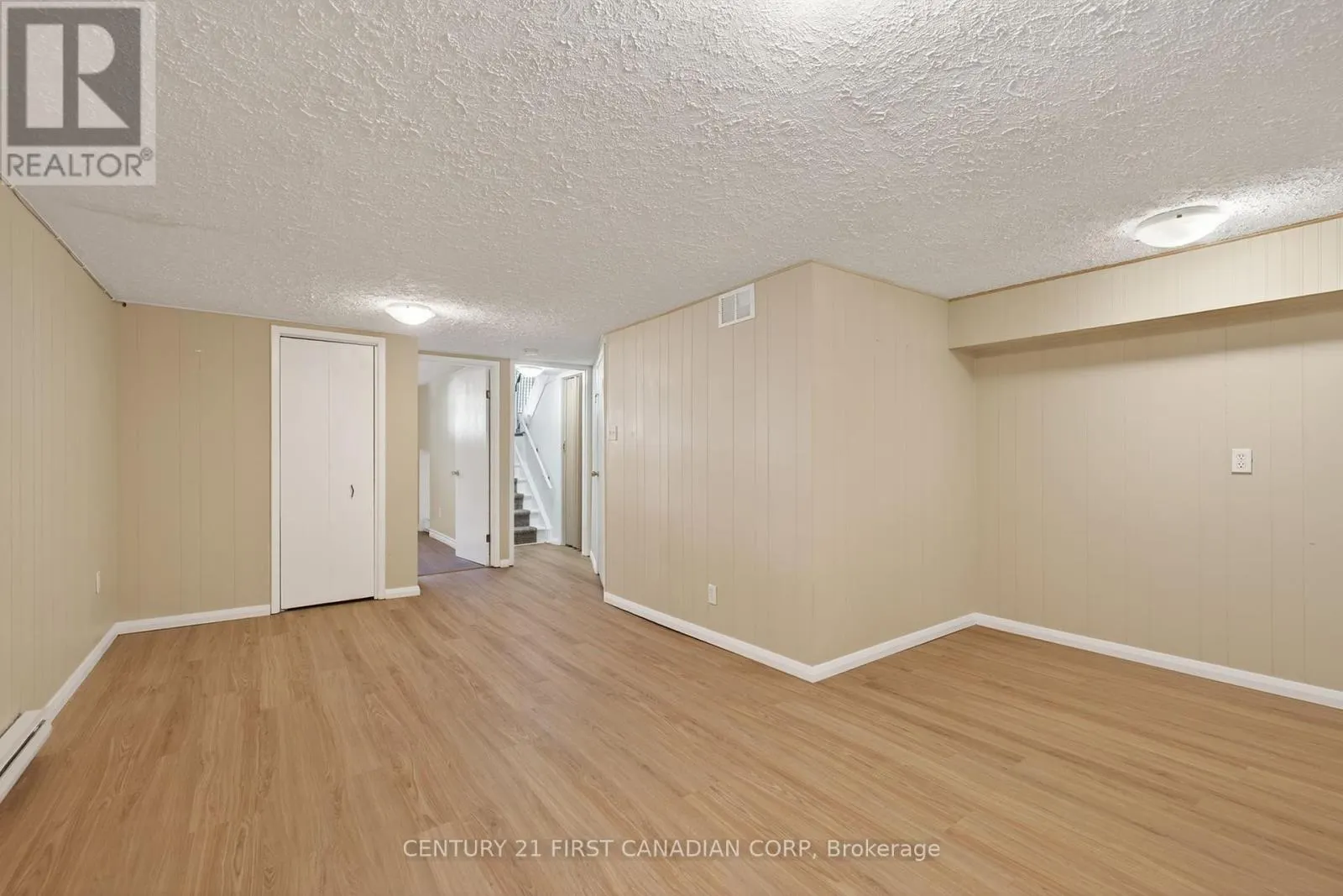 176 GARDENWOOD DRIVE