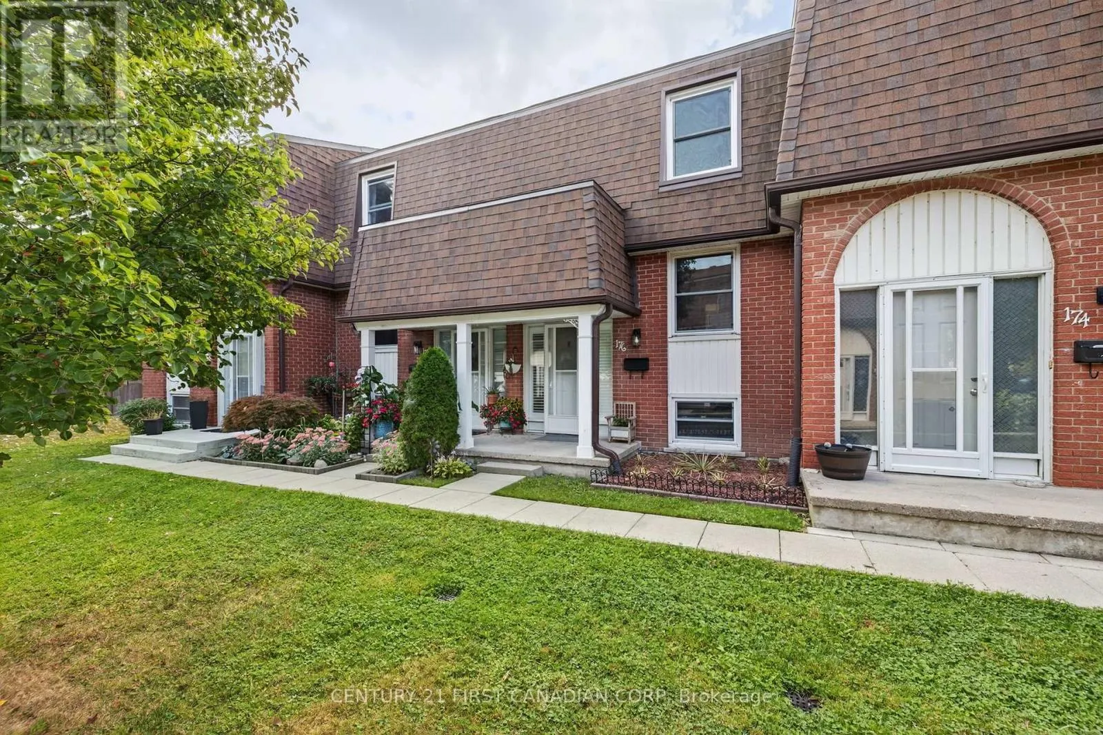 176 GARDENWOOD DRIVE