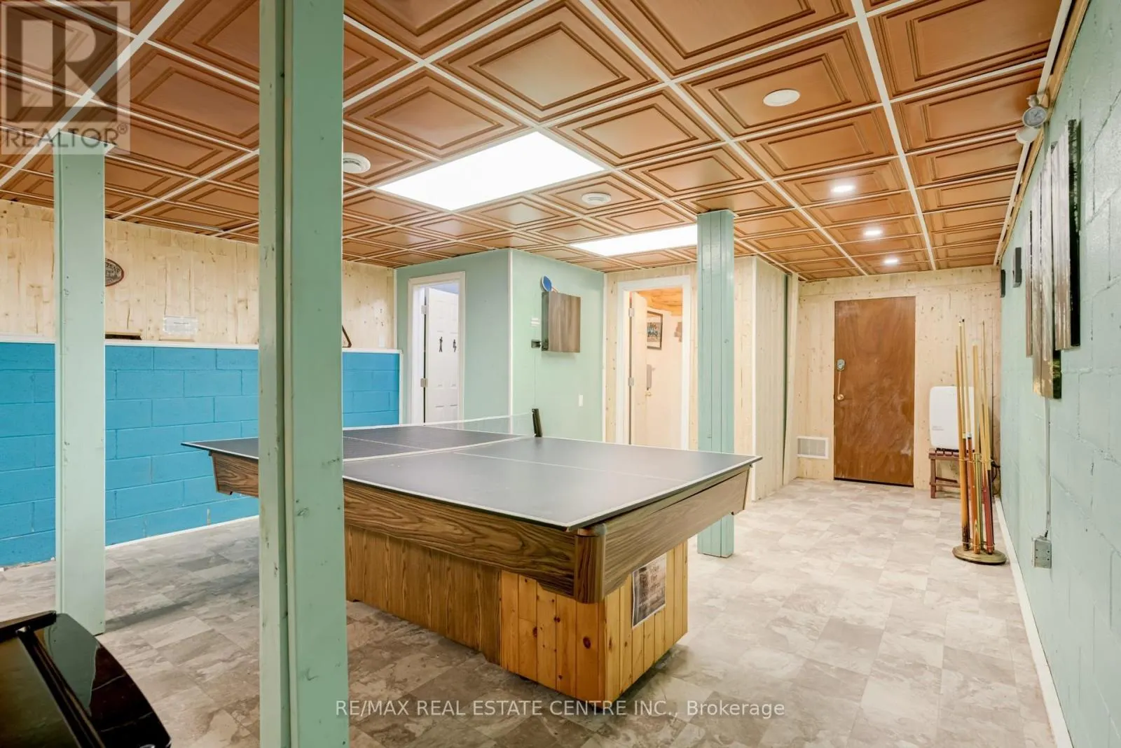 1388 CARLSMOUNT ROAD