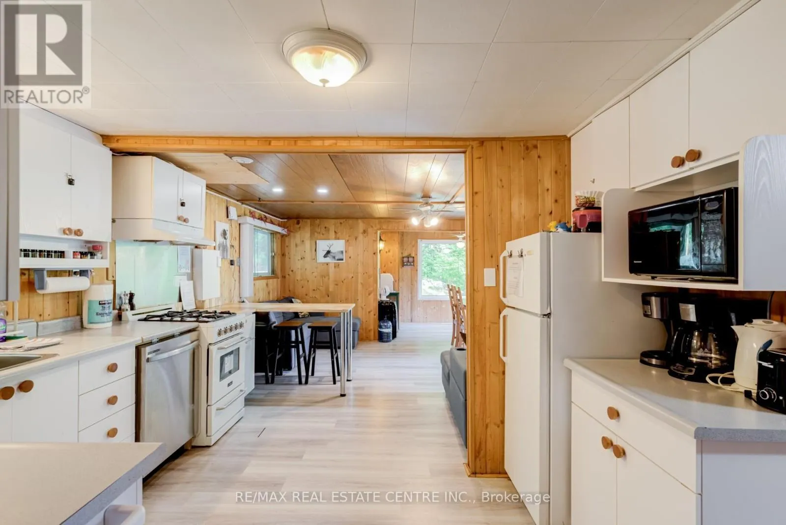 1388 CARLSMOUNT ROAD