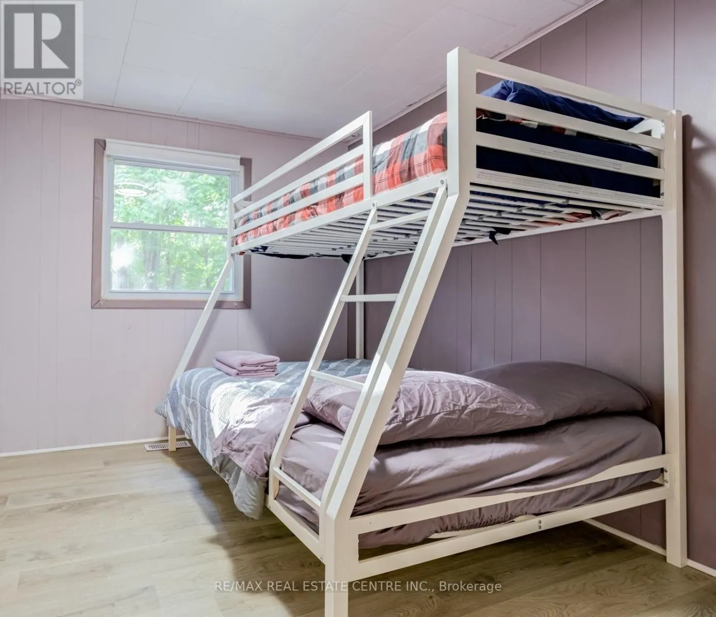 1388 CARLSMOUNT ROAD