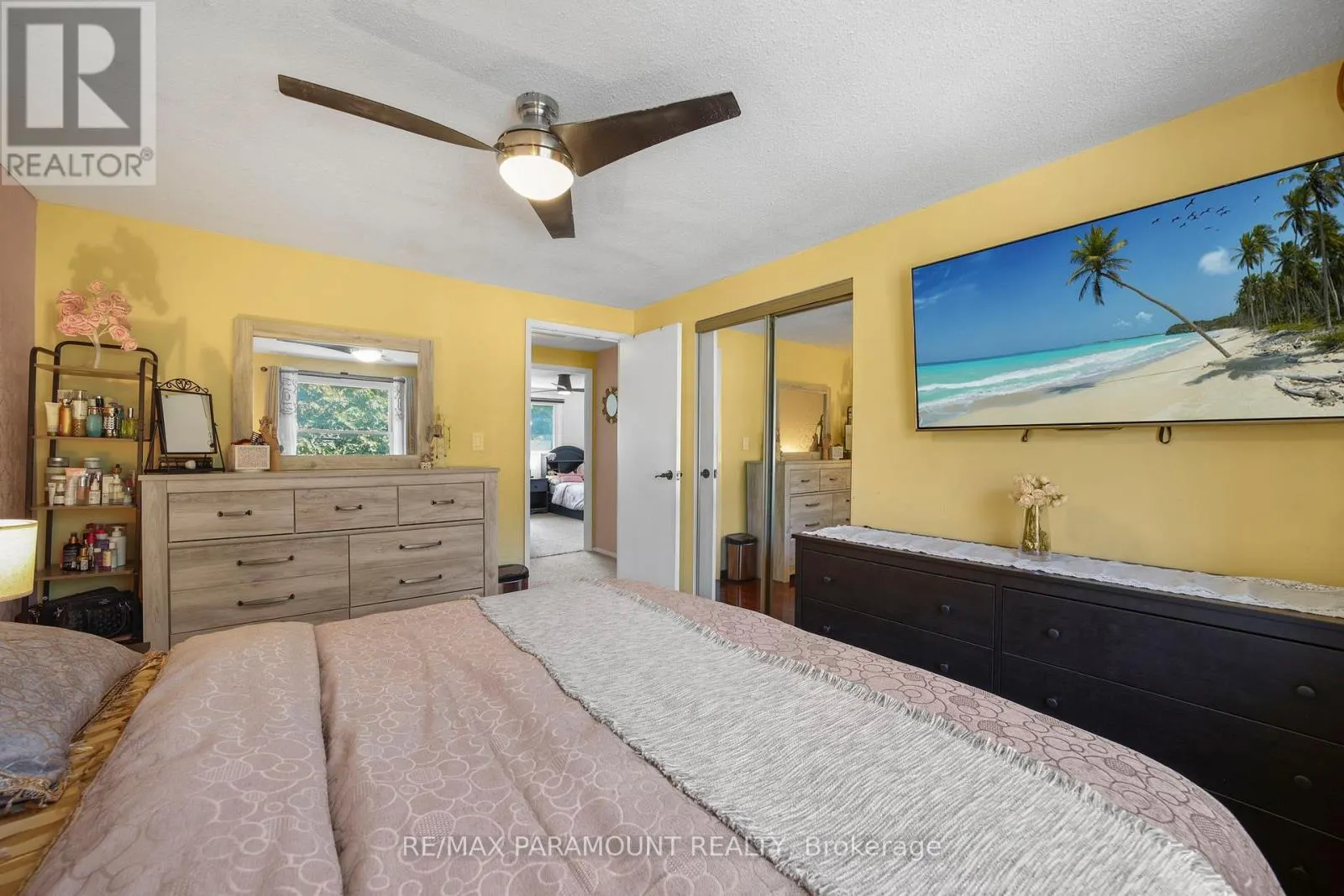 4 - 85 ALBRIGHT ROAD