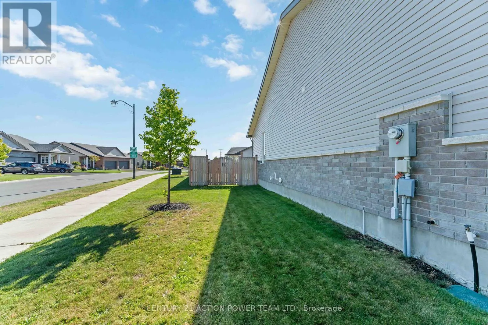 222 CEDARSTONE STREET