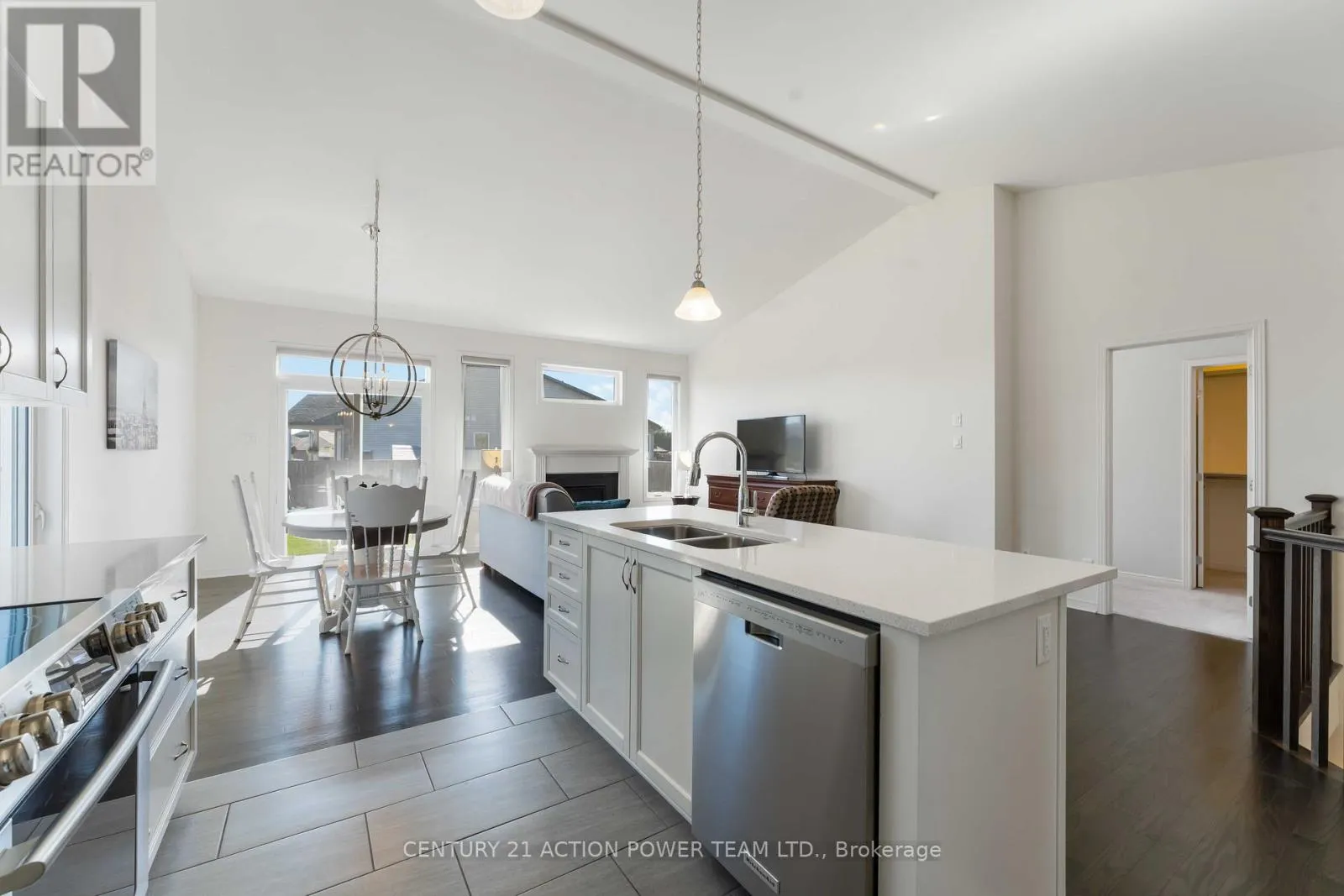 222 CEDARSTONE STREET