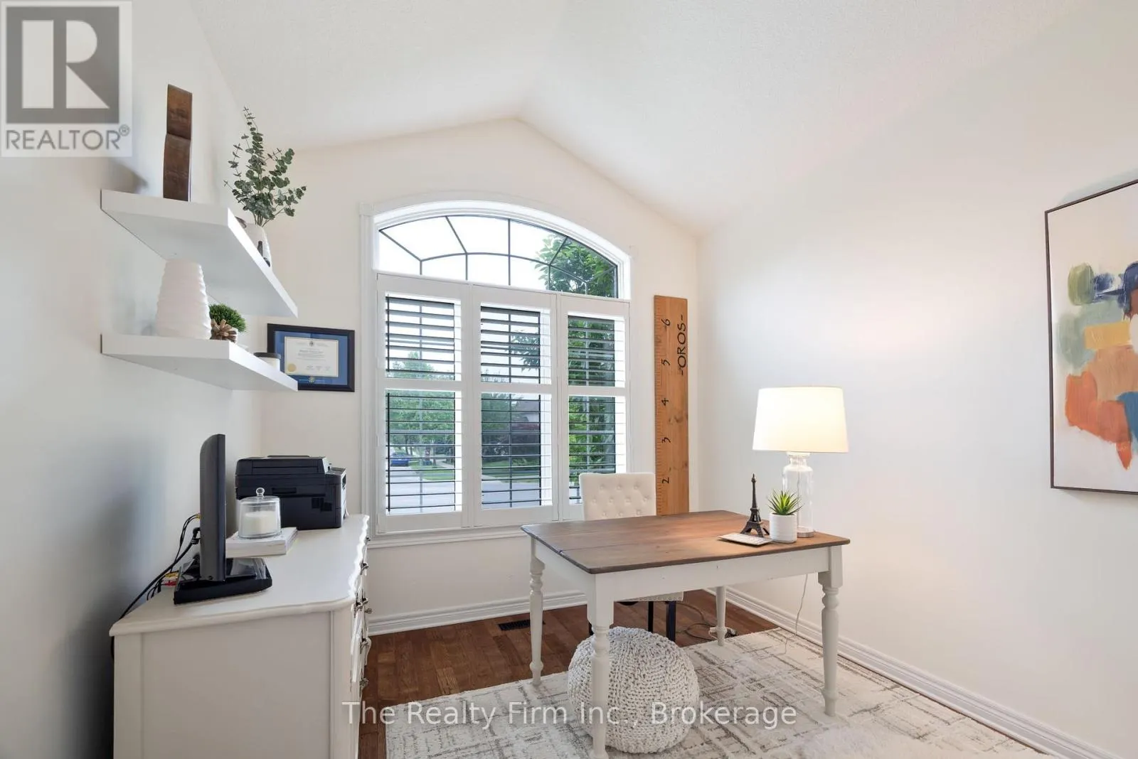 146 KNIGHTS BRIDGE ROAD