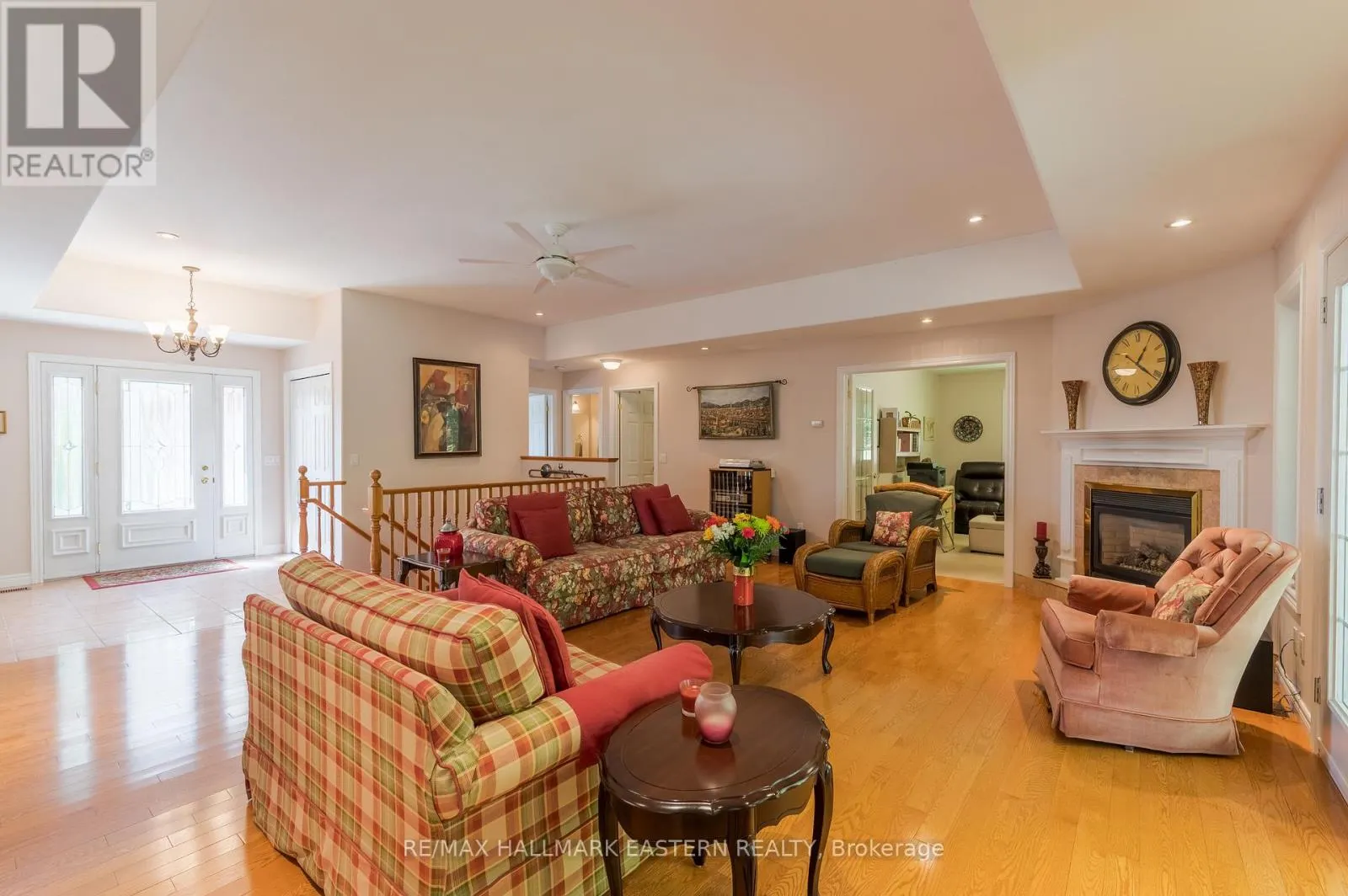 27 WOODLAND TRAIL