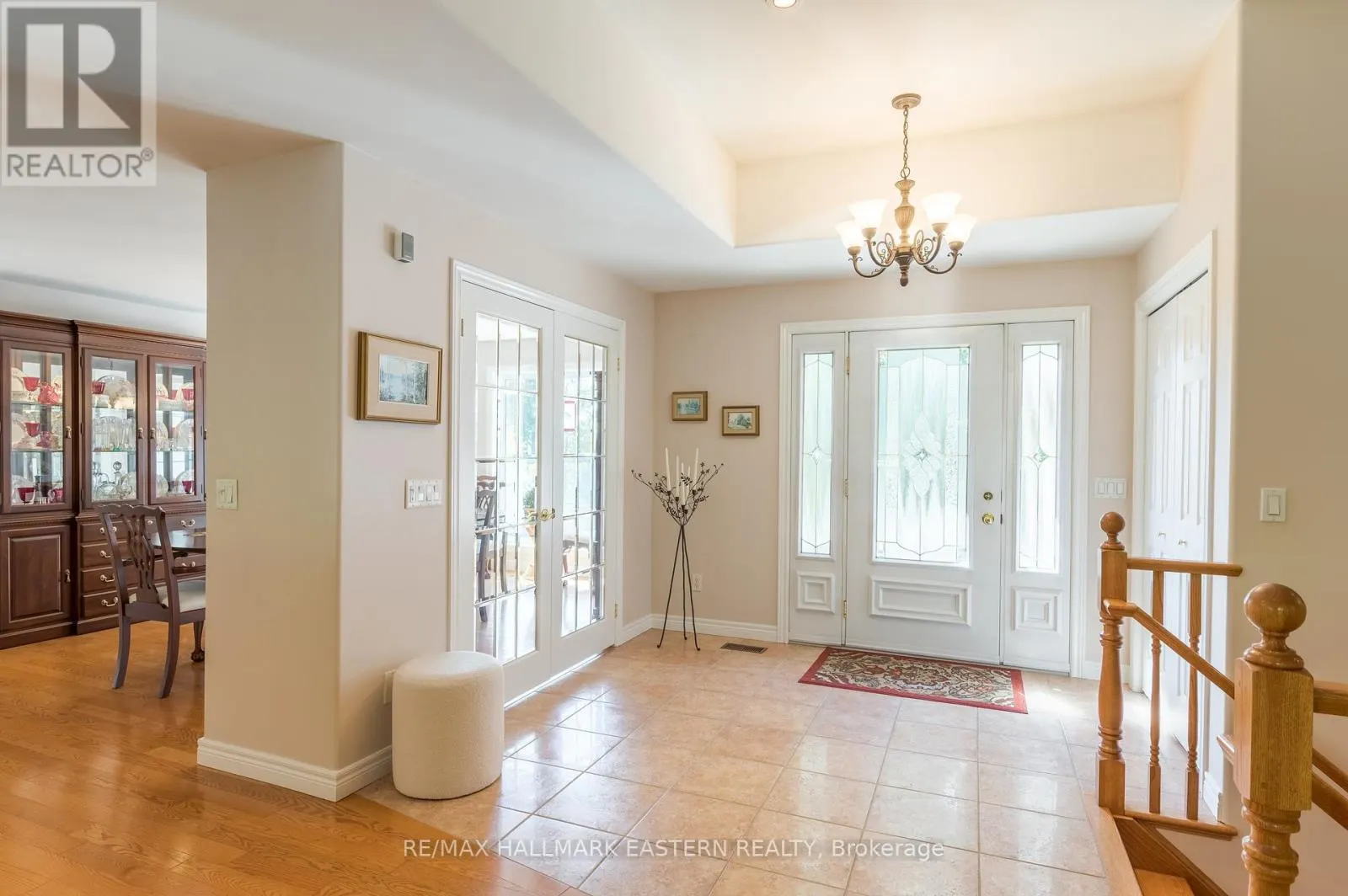 27 WOODLAND TRAIL