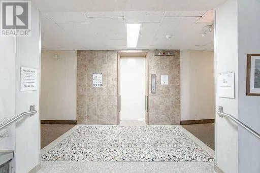 203 - 11 WOODMAN DRIVE S