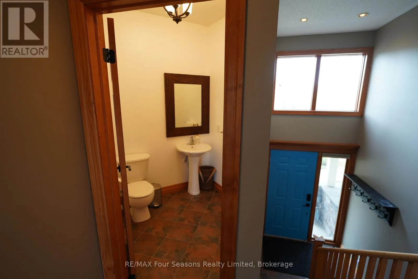 12 - 224 BLUESKI GEORGE CRESCENT, #12