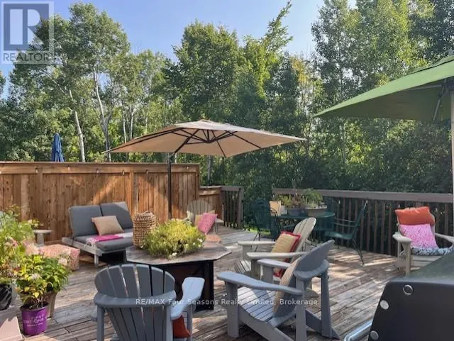 12 - 224 BLUESKI GEORGE CRESCENT, #12