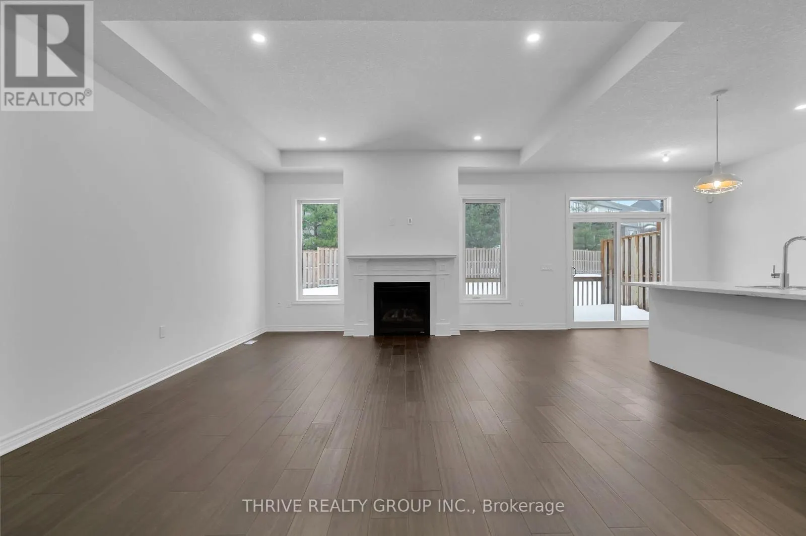 35 - 1080 UPPERPOINT AVENUE, #35