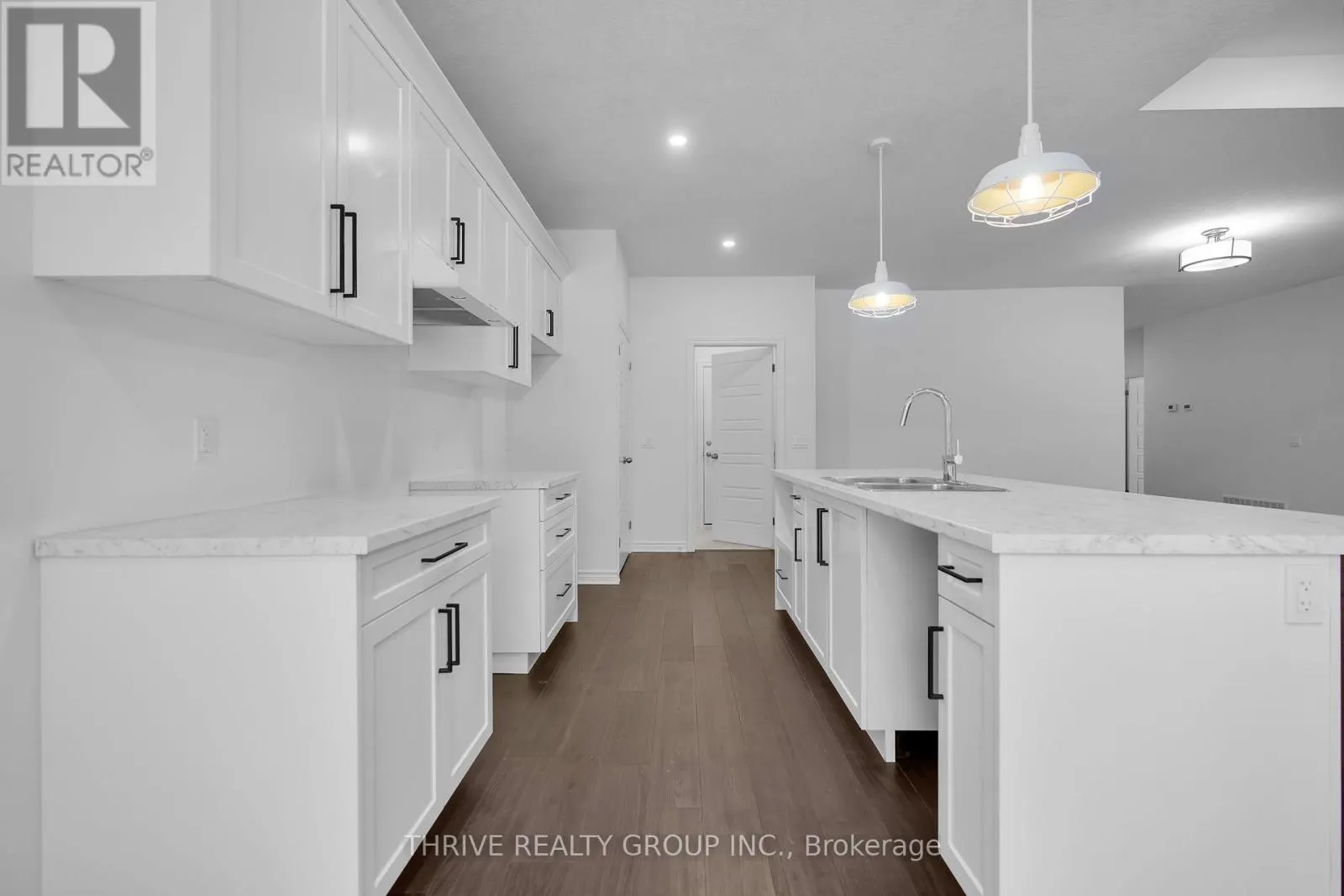 35 - 1080 UPPERPOINT AVENUE, #35
