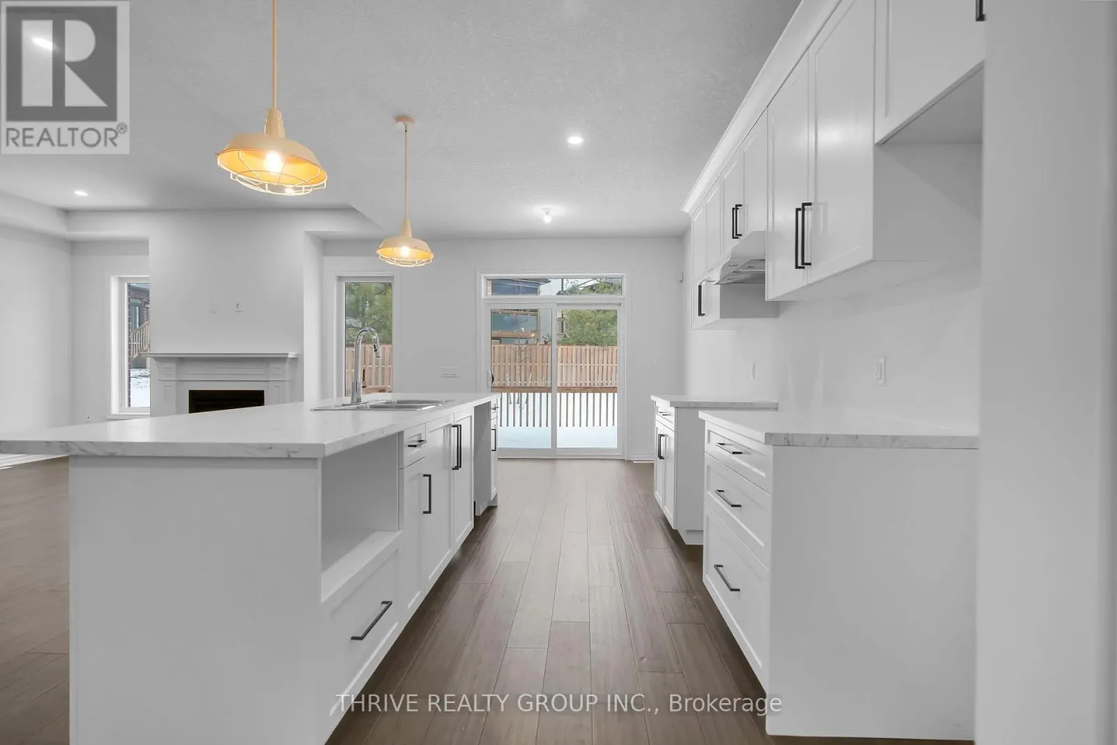 35 - 1080 UPPERPOINT AVENUE, #35