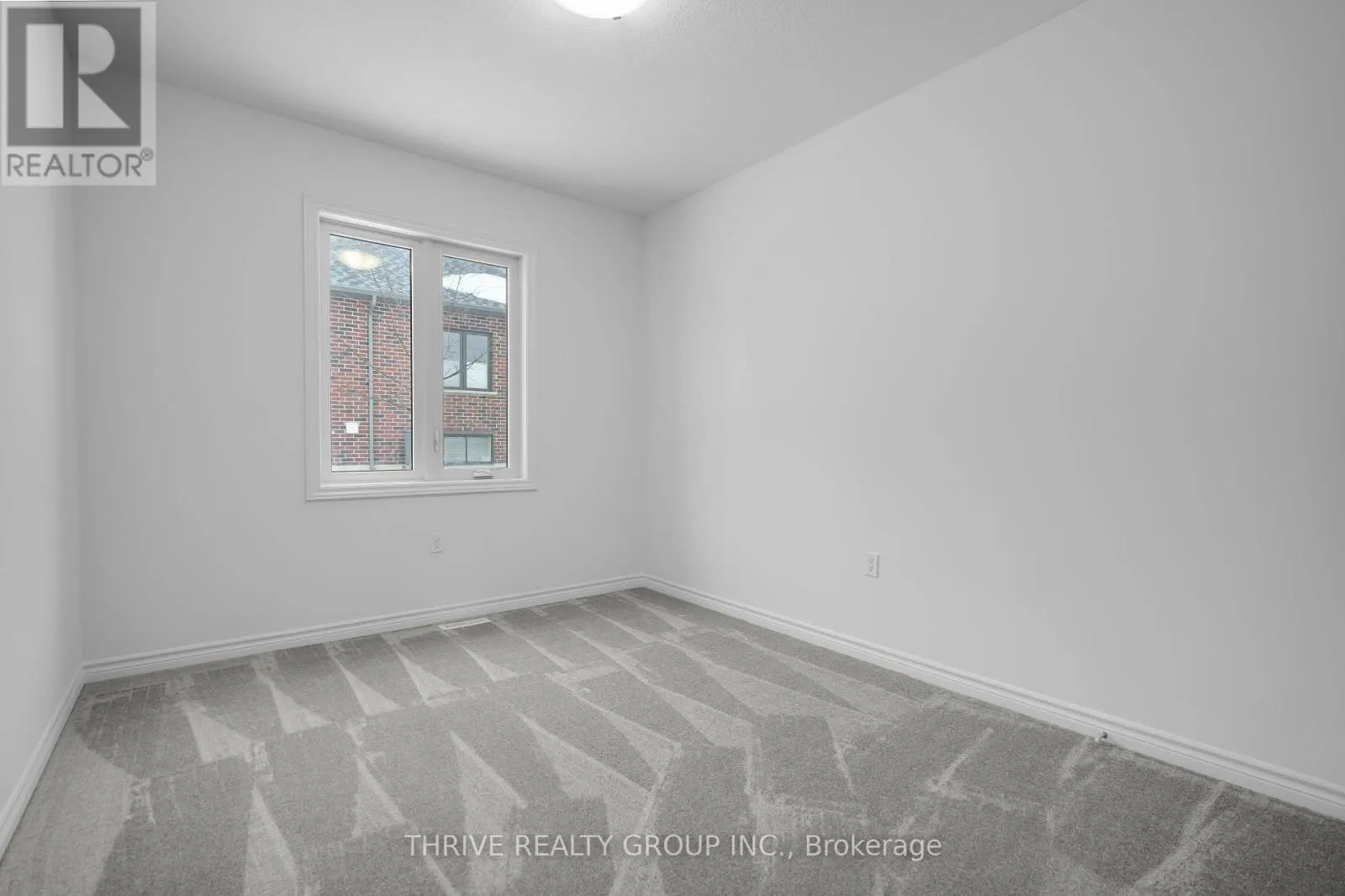 35 - 1080 UPPERPOINT AVENUE, #35