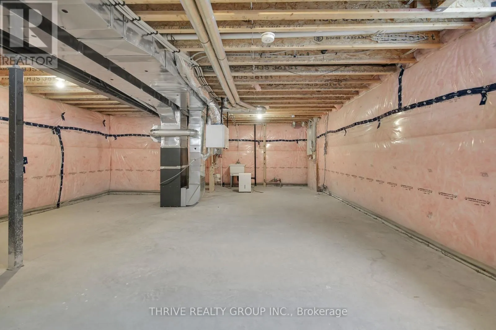 35 - 1080 UPPERPOINT AVENUE, #35