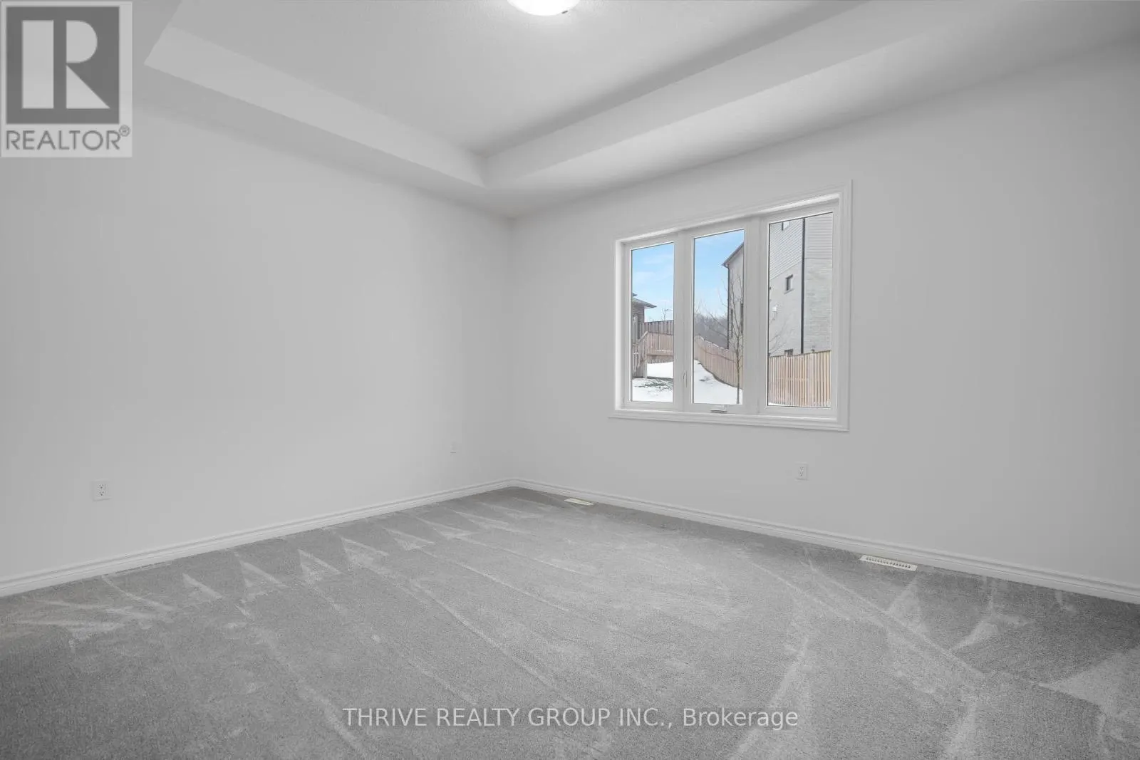 35 - 1080 UPPERPOINT AVENUE, #35