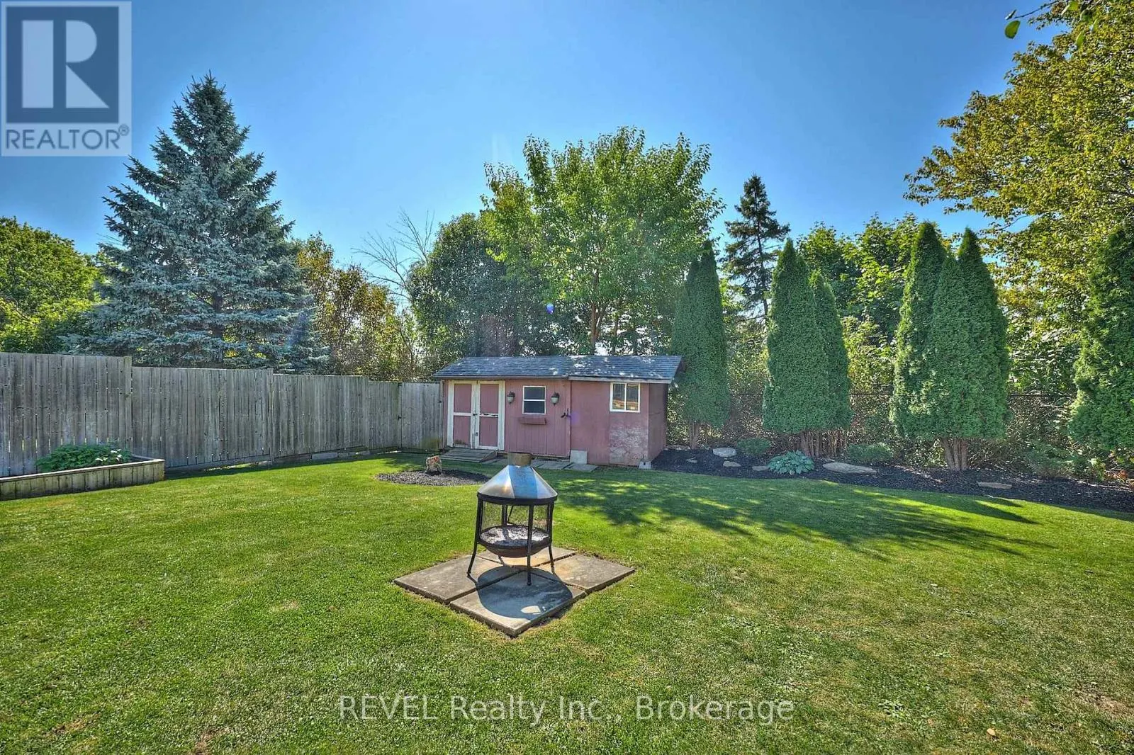 35 ROMY CRESCENT