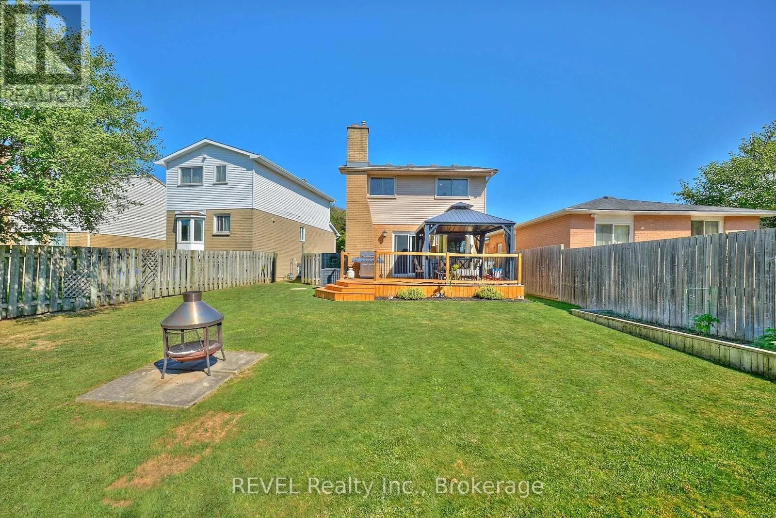 35 ROMY CRESCENT