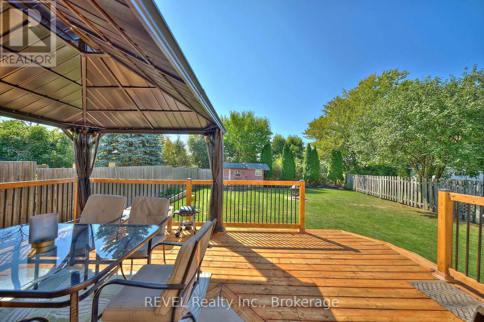 35 ROMY CRESCENT