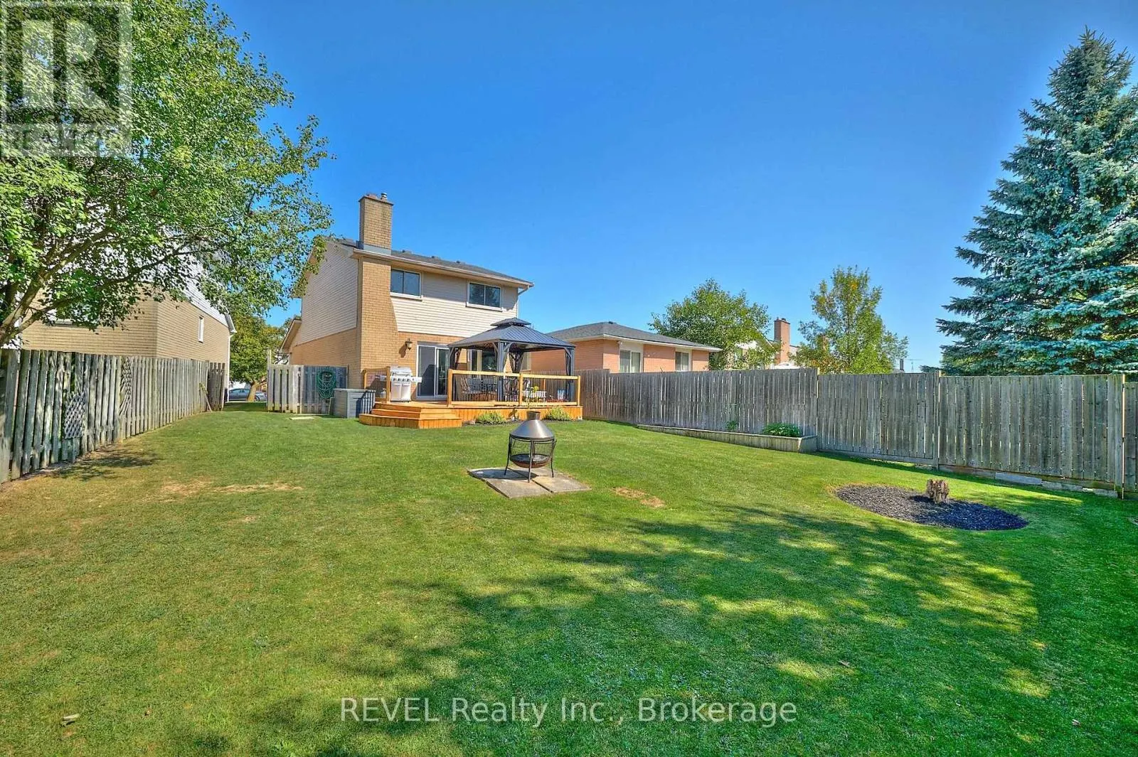 35 ROMY CRESCENT