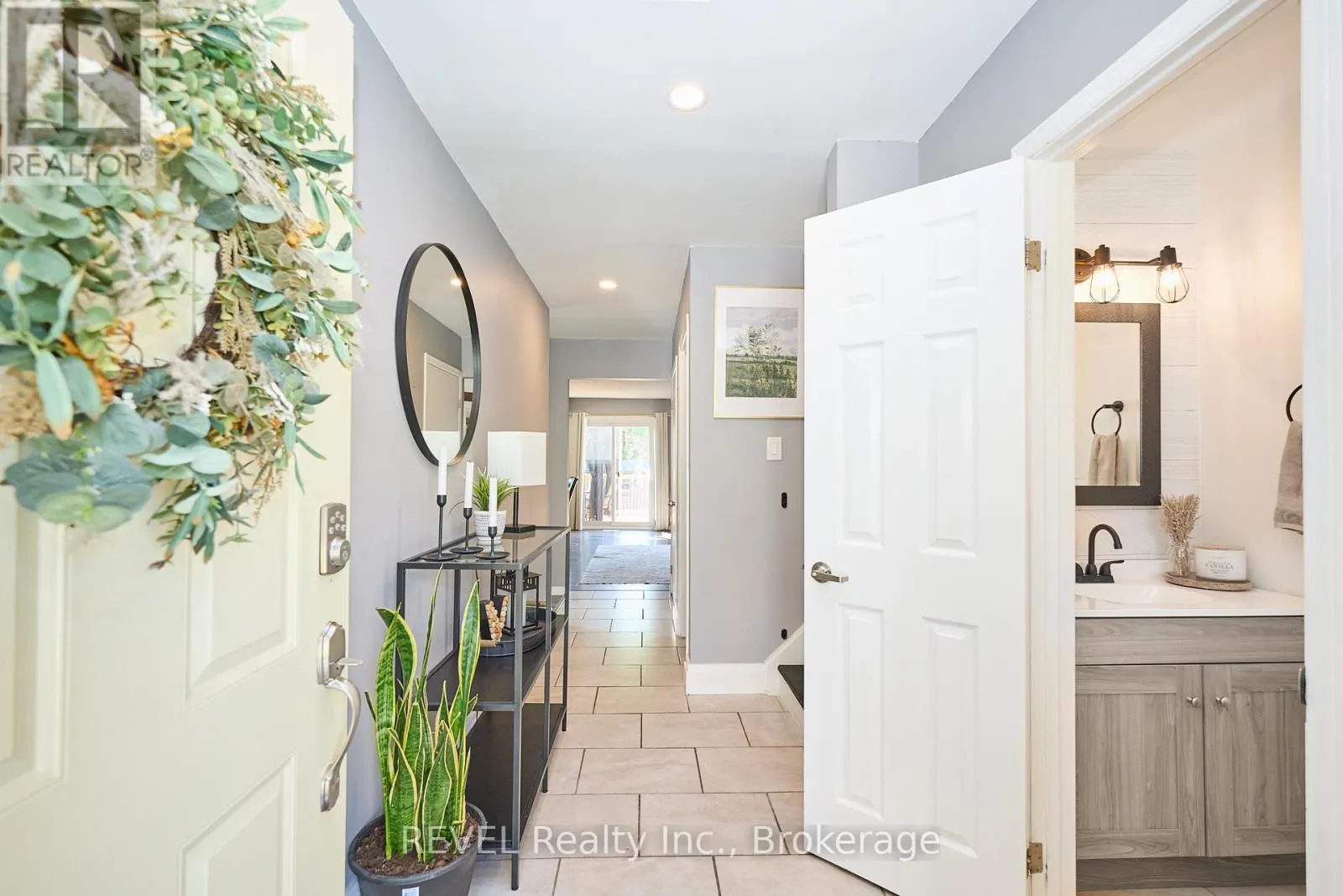 35 ROMY CRESCENT