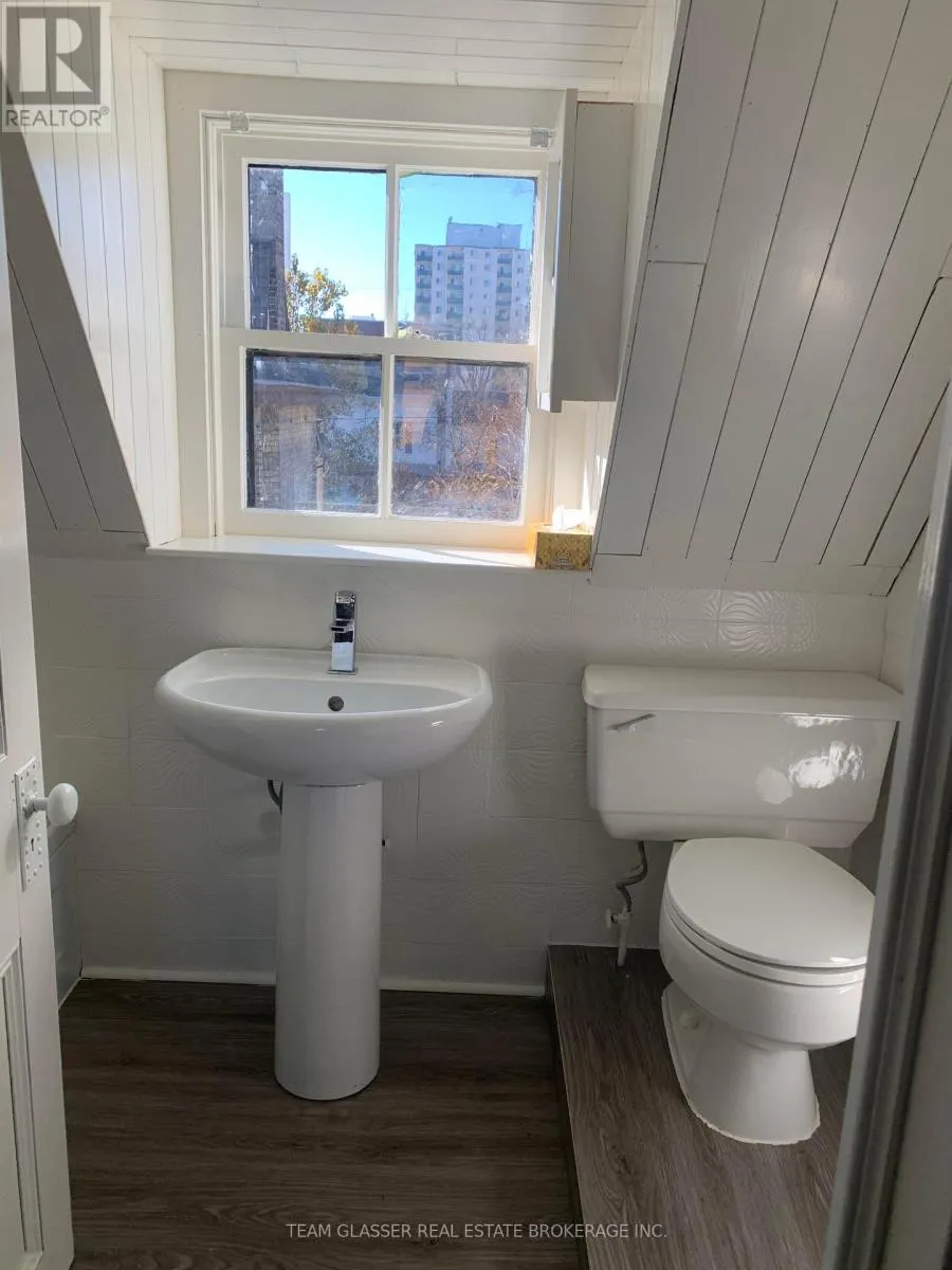 7 - 474 KING STREET, #7