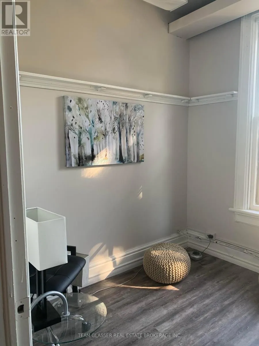 7 - 474 KING STREET, #7